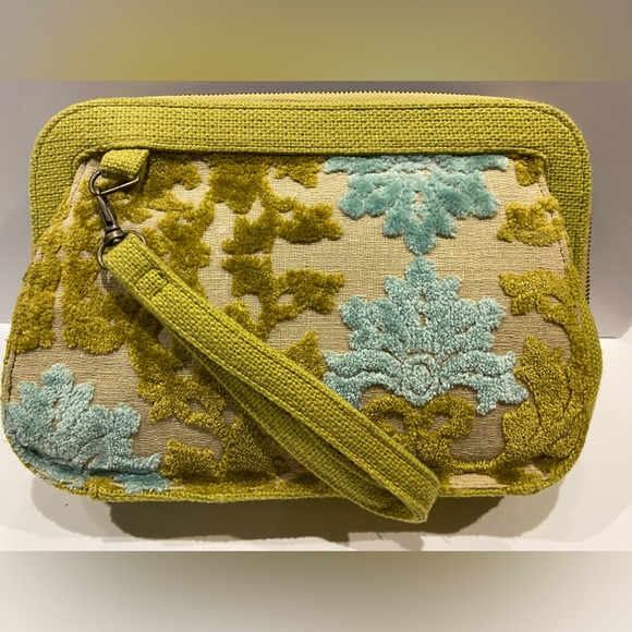 CAKE by Petunia, pickle bottom diaper clutch in teal and green w/ wristlet strap - Picture 2 of 5